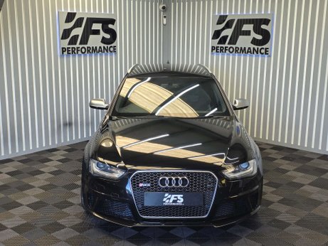 Audi RS4 4.2 FSI V8 Estate 5dr Petrol S Tronic quattro Euro 5 (450 ps) 39