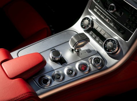 Mercedes-Benz SLS AMG 20