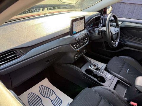 Ford Focus 1.0 Focus Active X Auto 5dr 69
