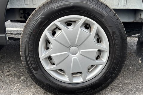 Ford Transit 290 L2 H2 130 ps Trend Panel Van - Air Con 29