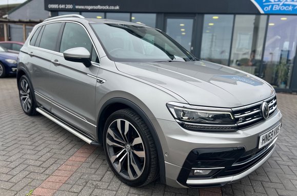Volkswagen Tiguan R-LINE TECH 2.0 TDI 4MOTION DSG AUTO 5