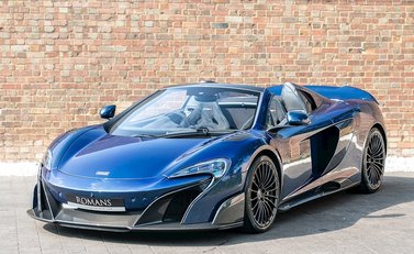 McLaren 675LT Spider MSO Carbon Series 10