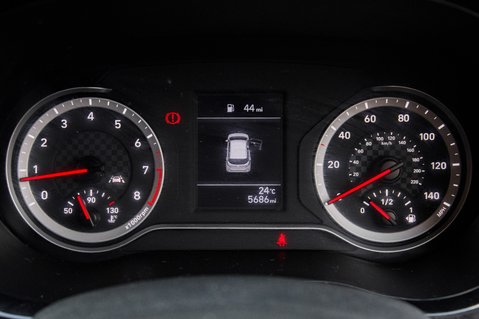 Hyundai i10 MPI PREMIUM 14