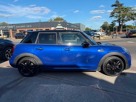 Mini Hatch 1.5 Cooper Sport Steptronic Euro 6 (s/s) 5dr 8