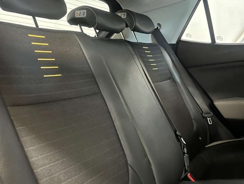 Kia Stonic 1.0 Stonic First Edition 5dr 31