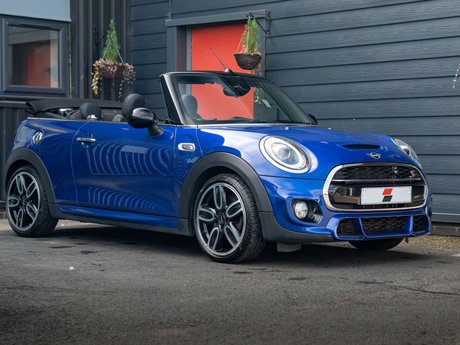 Mini Convertible 2.0 Cooper S 2dr 1
