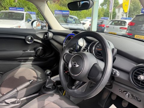 Mini Hatch 1.5 Cooper Euro 6 (s/s) 3dr 15