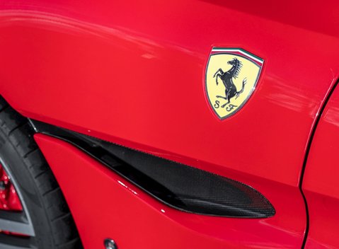 Ferrari Portofino 29