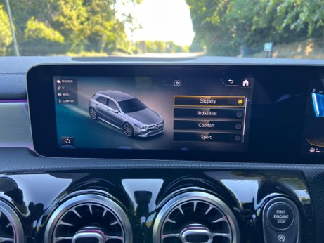 Mercedes-Benz A Class 2.0 A35 AMG (Premium Plus) SpdS DCT 4MATIC Euro 6 (s/s) 5dr 77