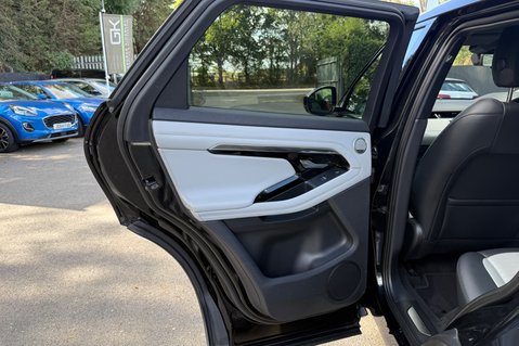 Land Rover Range Rover Evoque R-DYNAMIC HSE MHEV - 240 BHP - FULL SERVICE HISTORY - ADAPTIVE CRUISE 33