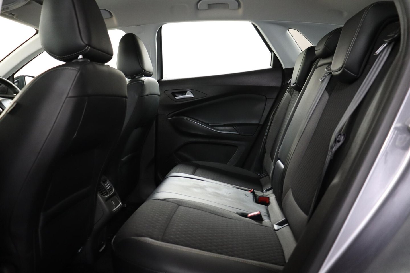 2019 Vauxhall Grandland X — image 34