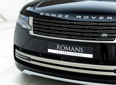 Land Rover Range Rover D300 SE 23