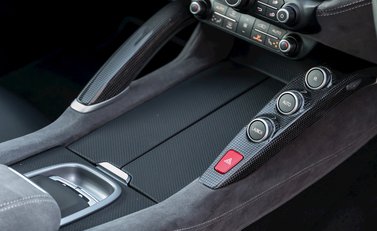 Ferrari GTC4 Lusso 19