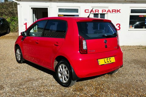Skoda Citigo 1.0 SE MPI.. 5 SERVICES.. STUNNING EXAMPLE! 64 MPG! LOW INSURANCE! 9