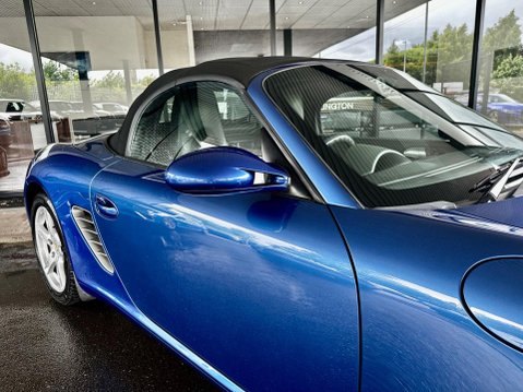 Porsche Boxster 2.7 987 2dr 34