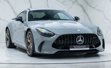 Mercedes-Benz Amg GT 63 LAUNCH EDITION 9