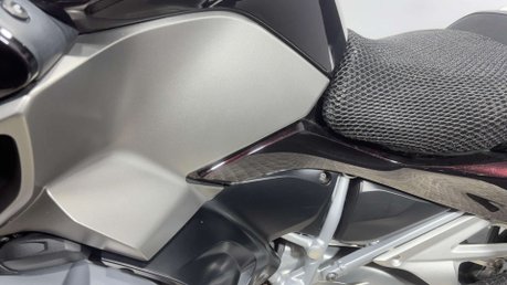 BMW R 1200 RT 2015 STUNNING EXAMPLE EBONY COLOUR SCHEME 45K NEW MOT 1200CC 46