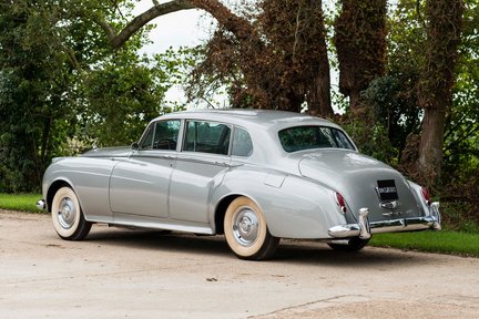 Rolls-Royce Silver Cloud II LWB 4
