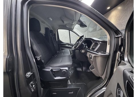 Ford Transit Custom 2.0 300 EcoBlue Limited Panel Van 5dr Diesel Manual L1 H1 Euro 6 (s/s) (130 33