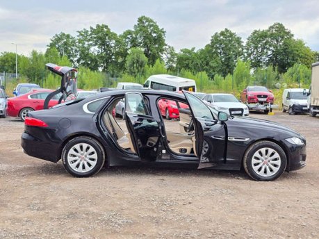 Jaguar XF 2.0d Portfolio Saloon 4dr Diesel Auto Euro 6 (s/s) (163 ps) 13