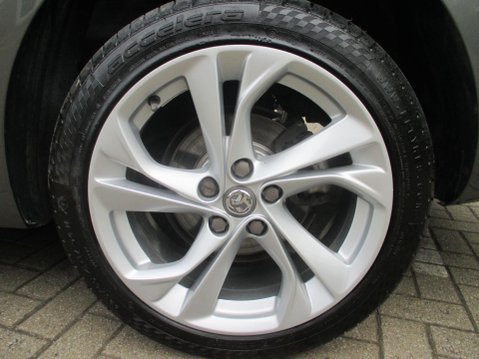 Vauxhall Astra 1.4i Turbo SRi Sports Tourer Euro 6 5dr 13
