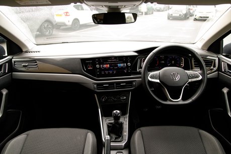 Volkswagen Polo LIFE TSI