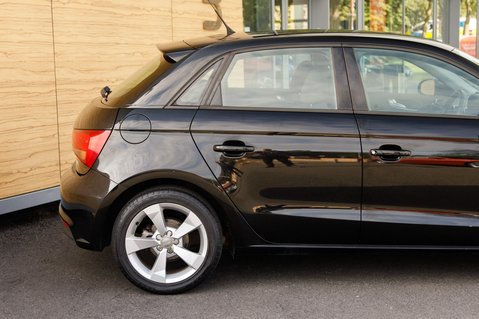 Audi A1 SPORTBACK TFSI SPORT 7