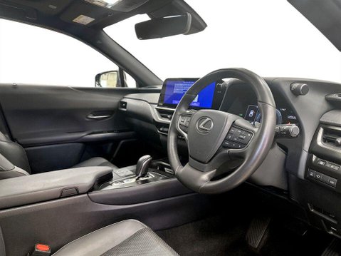 Lexus Ux 300e 72.8kWh Takumi SUV 5dr Electric Auto (204 ps) Sat Nav 12