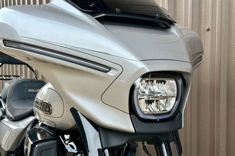Harley-Davidson Cvo 2.0 CVO Street Glide 1977 23 49