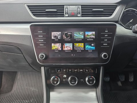 Skoda Superb 1.5 TSI ACT SE Technology Euro 6 (s/s) 5dr 14