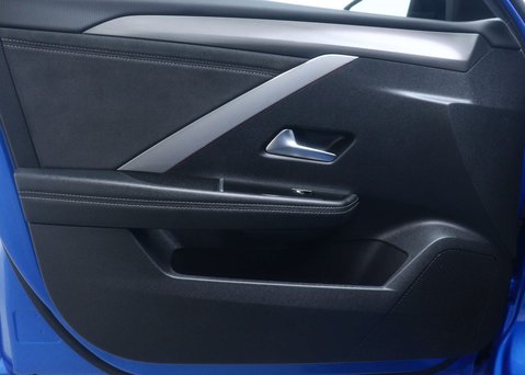 Vauxhall Astra 1.2 Astra Ultimate Turbo Auto 5dr 45