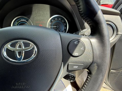 Toyota Auris 1.8 VVT-h Excel Touring Sports CVT Euro 5 (s/s) 5dr 29