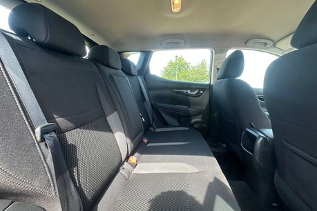 Nissan Qashqai 1.5 dCi Acenta Premium SUV 5dr Diesel Manual Euro 6 (s/s) (115 ps) 11