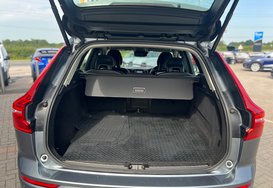 Volvo XC60 D4 MOMENTUM AWD AUTO 36