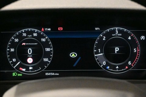 Land Rover Range Rover Velar 2.0 Range Rover Velar R-Dynamic SE D180 Auto 4WD 5dr 36
