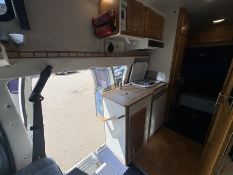 Dodge Ram GREAT WEST 4 BERTH CAMPER VAN MOTORHOME AMERICAN RV 12