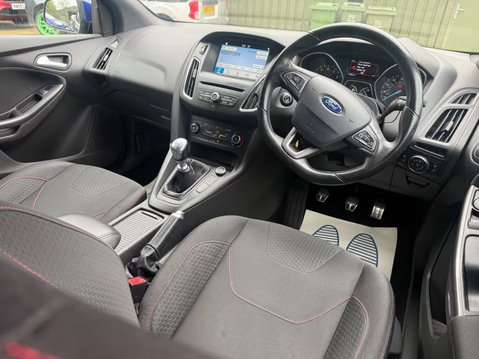 Ford Focus 1.0T EcoBoost ST-Line Hatchback 5dr Petrol Manual Euro 6 (s/s) (140 ps) 18