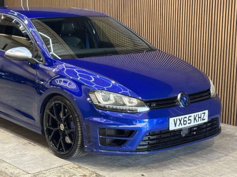 Volkswagen Golf 2.0 Golf R DSG 4WD 5dr 18