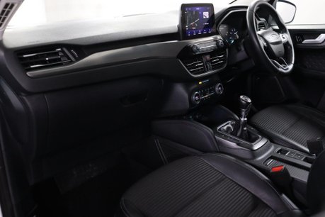 Ford Kuga TITANIUM FIRST EDITION 34