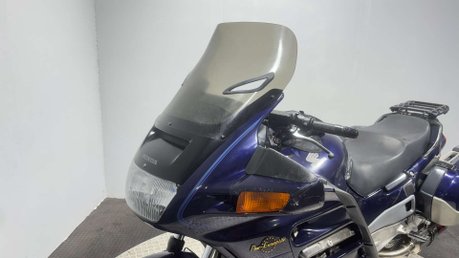 Honda ST 1999 RUNNING PROJECT BIKE SPARES OR REPAIR 58K TOURER 18