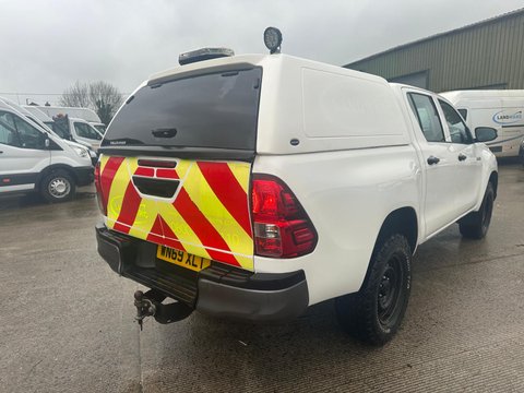 Toyota Hilux ACTIVE 4WD D-4D DCB 9