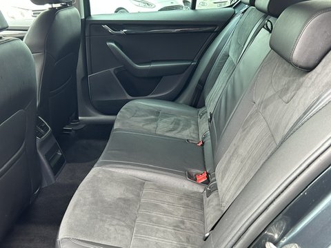 Skoda Octavia SE L TDI 11