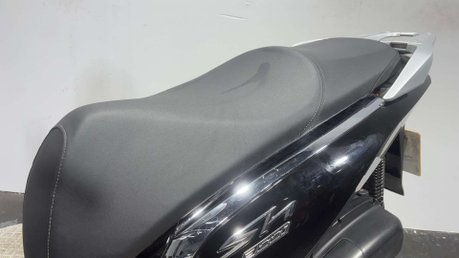 Honda SH300i SH 300 2016 32K VERY CLEAN MOT JAN 2027 300CC SCOOTER 27