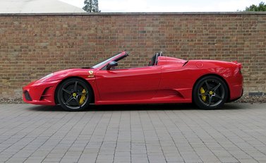 Ferrari 430 Scuderia Spider 16M 13