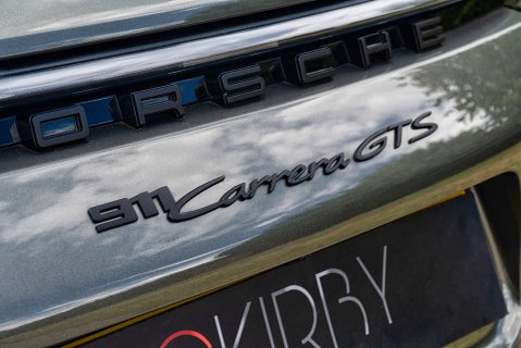 Porsche 911 Carrera GTS PDK 24