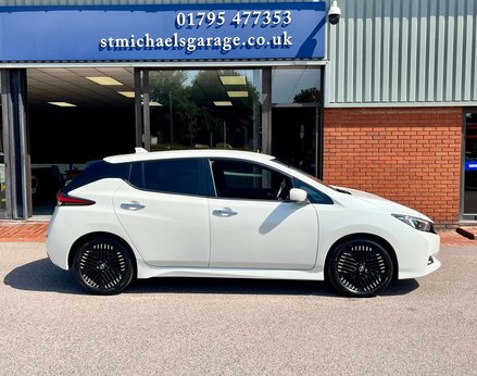 Nissan LEAF Leaf Tekna Electric 110kw, 39kwh (Automatic) 10