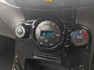 Ford Fiesta TITANIUM 18