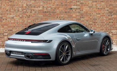 Porsche 911 Carrera S (992) 7