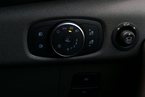 Ford Transit 2.0 Transit 350 Limited EcoBlue Auto 5dr 51