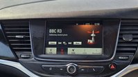 Vauxhall Astra 1.4i Turbo SRi Hatchback 5dr Petrol Auto Euro 6 (s/s) (150 ps) 31